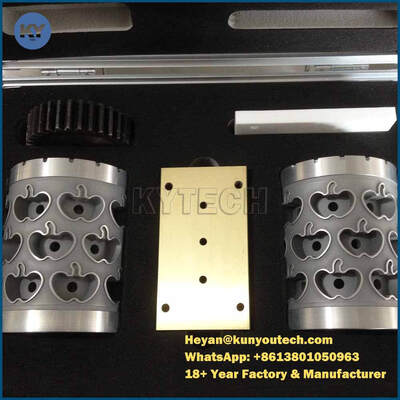 جودة  Paintball Herbal Capsule Maker Softgel Die Roll Tooling With Al Injection Wedge مصنع