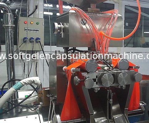 خط إنتاج كرات الطلاء مع PLC وشاشة تعمل باللمس 18000 كرة الطلاء في الساعة