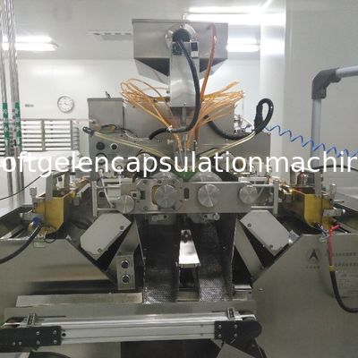 خط إنتاج آلة الكبسولة الأوتوماتيكية لزيت السمك 120000 قطعة / ساعة