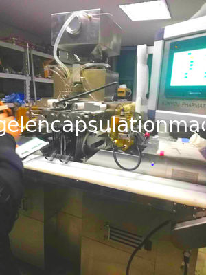 آلة تغليف الجيلاتين الناعمة على نطاق واسع لتعبئة الزيت والمعجون في الكبسولة