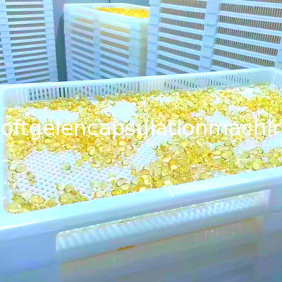 صواني تجفيف بلاستيكية كبيرة الحجم 78 * 50 * 6 سم سوفتغيل مضاد للحرارة العالية