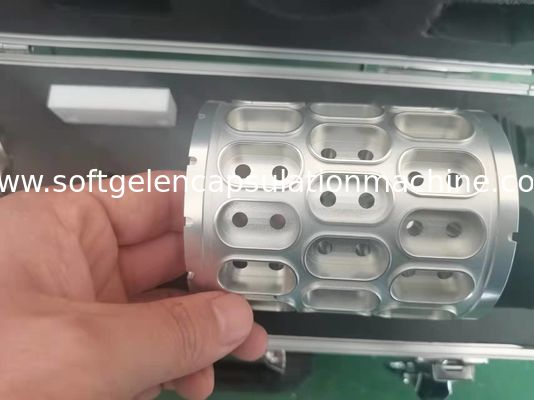 خط إنتاج كرات الطلاء اللينة نوع اللفة Sus304 / 316l